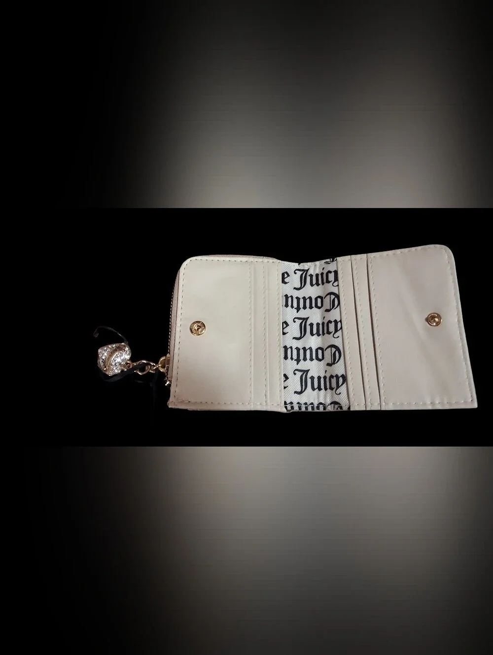 Womens Juicy Couture Snap Shut Wallet With Zippered Coin Pocket & Juicy Charm